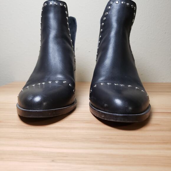 Steve Madden Women's 7 Conspire Studded Leather Ankle Booties Black Western Boho - Picture 4 of 8